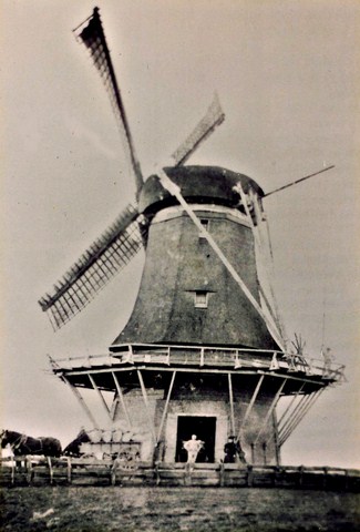 650 Oosterweg Meelmolen in 1922 afgebroken.  1900  640x480