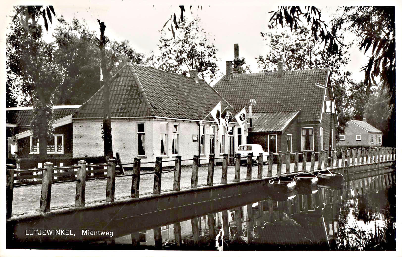 166 Mientweg. Cafe Brinkmeijer. 1962 