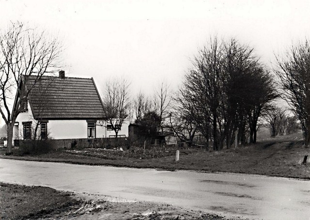 005 Nw. Niedorperweg en Trambaan 1977 640x480
