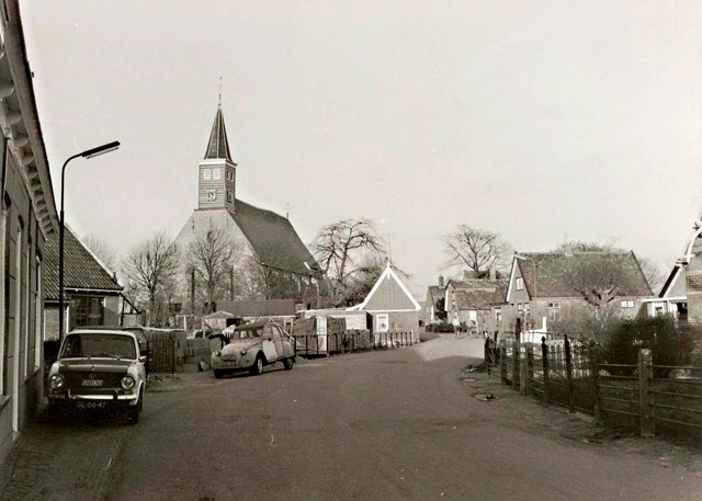262 Dorpsstraat. Kerk. 1970 640x480