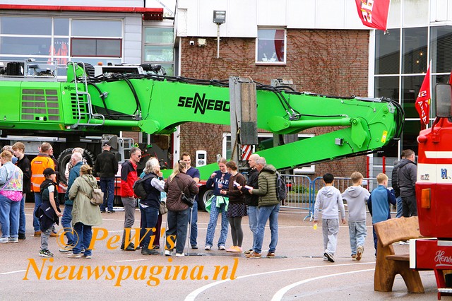 IMG 4956bb BorderMaker