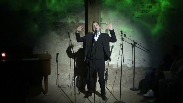 vlcsnap-2015-04-25-16h43m45s143 Custom