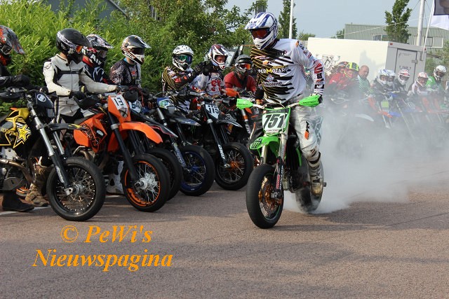 Let op bronvermelding Pewinieuws.nl 009-BorderMaker