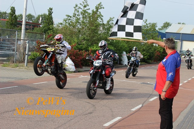 Let op bronvermelding Pewinieuws.nl 011-BorderMaker