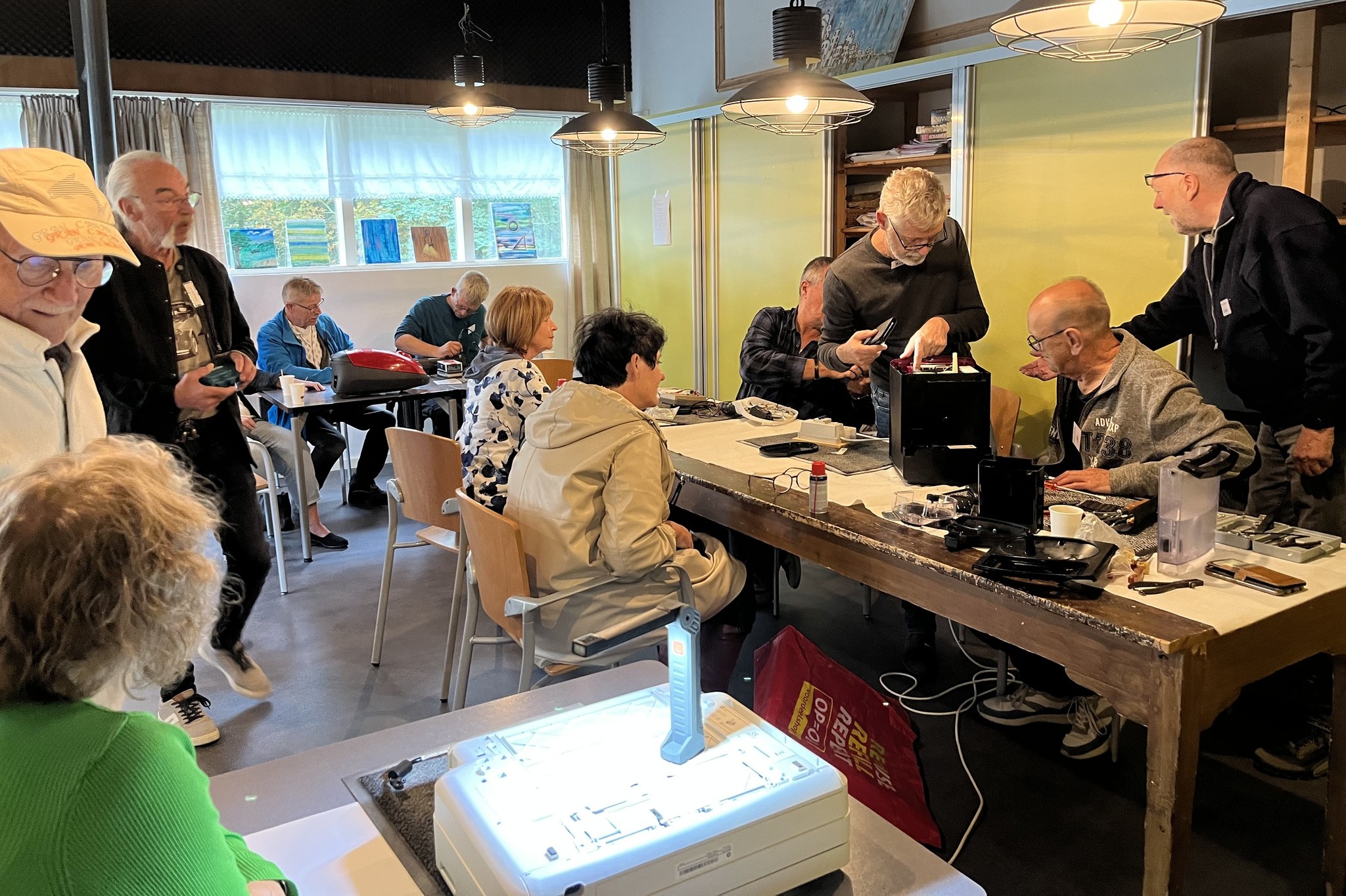 Logo Repair Café en Stichting Nieuwe Burenaa