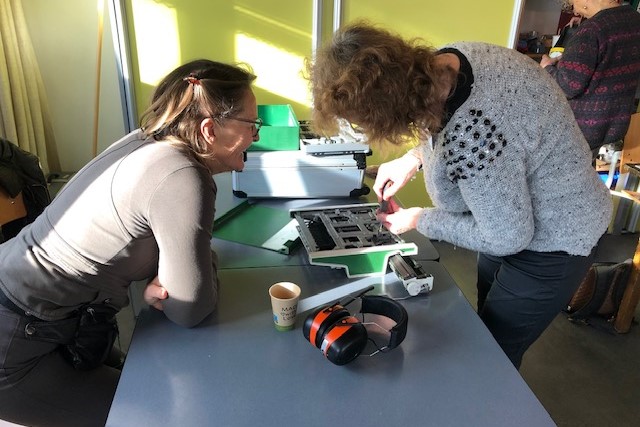 Logo Repair Café en Stichting Nieuwe Burenaa