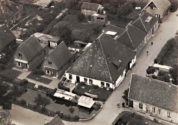 225 Westerweg. Luchtfoto. 1951 640x480aaa