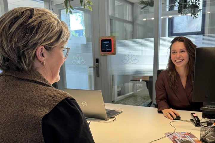 Collegas Hollands Kroon Dienstverlening scaled e1764837174356 768x481bbb