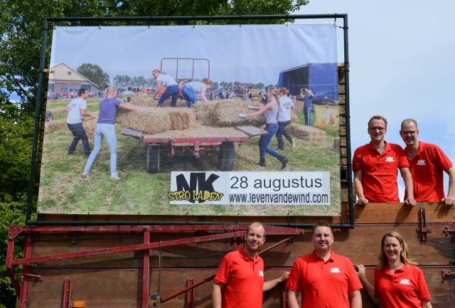 Organisatie NK Stro laden groot bestand Custom