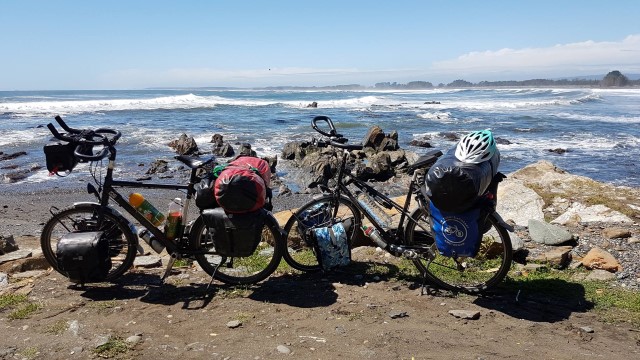 15577971 374647282927384 4907409906135484016 o Custom