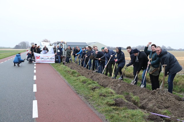 16 1 2019 feest spit moment glasvezelaanleg IMG 0211 BorderMaker