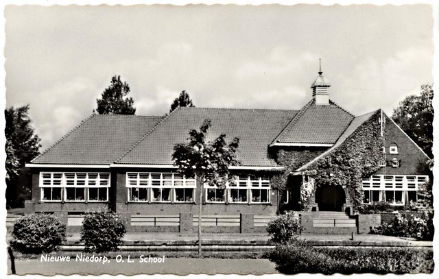 178 Dorpsstraat O.L.School. 1977 640x480