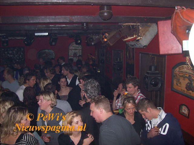 feestmauritsbar 175 640x480 BorderMaker